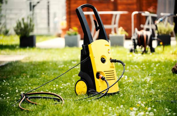 Best Pool Deck Cleaning  in Tyrone, OK